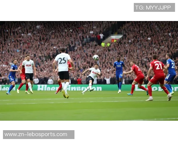 经典足球歌曲回顾与推荐让我们一起感受绿茵场上的激情与荣耀